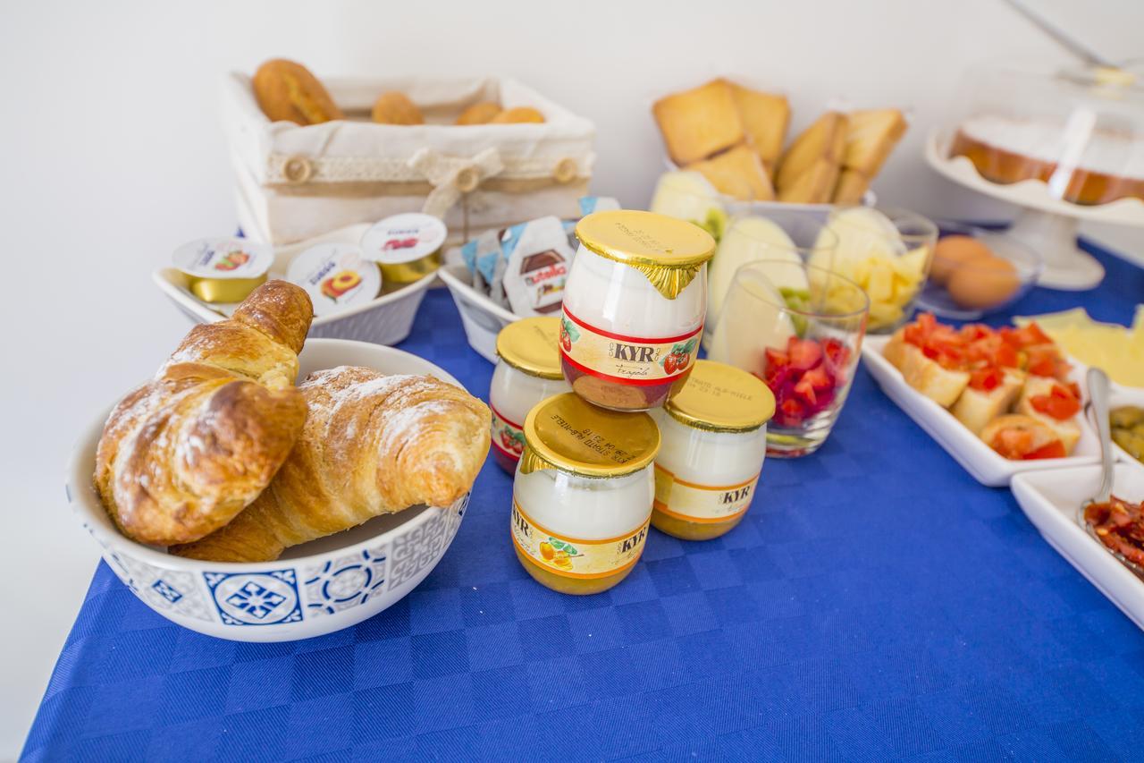 Dafni E Naide Bed & Breakfast Cefalu Exterior photo