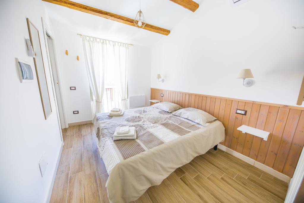 Dafni E Naide Bed & Breakfast Cefalu Exterior photo